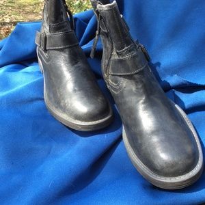 Men’s boots